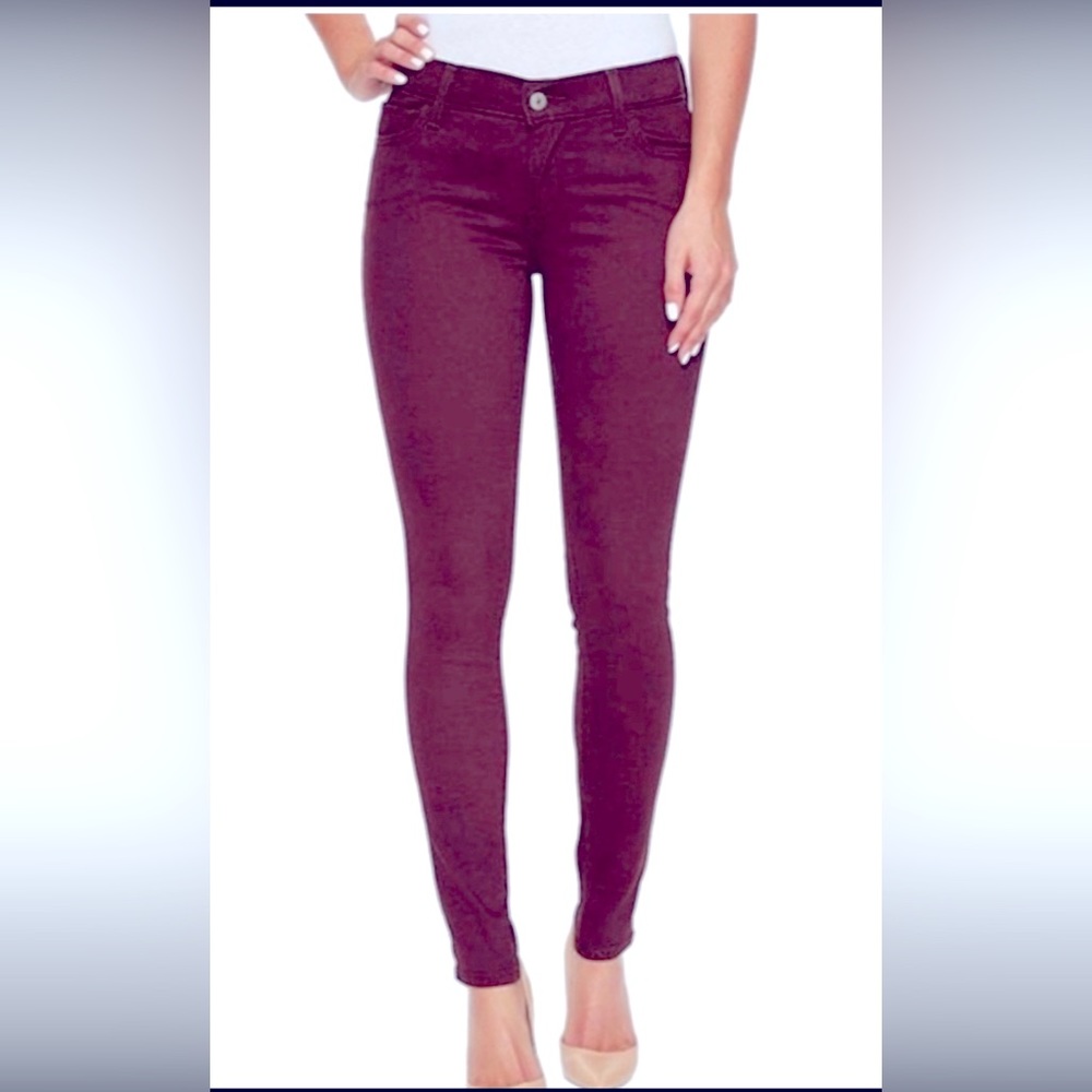 Levi’s 710 Super Skinny mid rise deep plum Sz 30